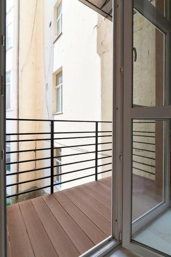 Leogrand One-Bedroom Apartments On Tugan-Baranovskogo 24 Lviv 0*,  Ukraina